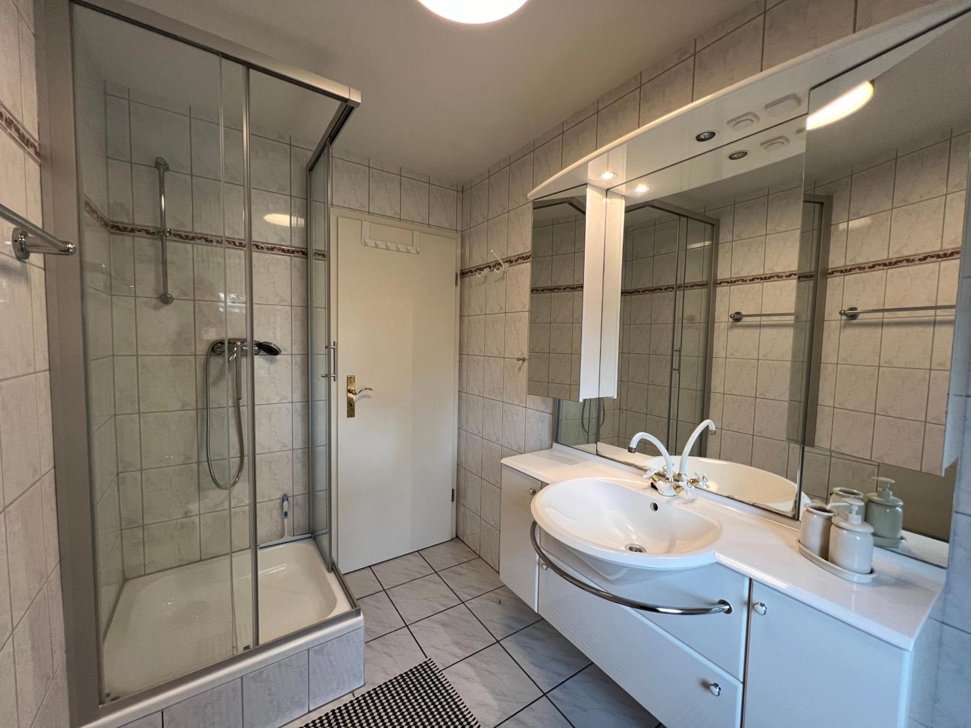 Gina Stay - Apartmenthaus Im Zentrum Von 크베들린부르크 외부 사진