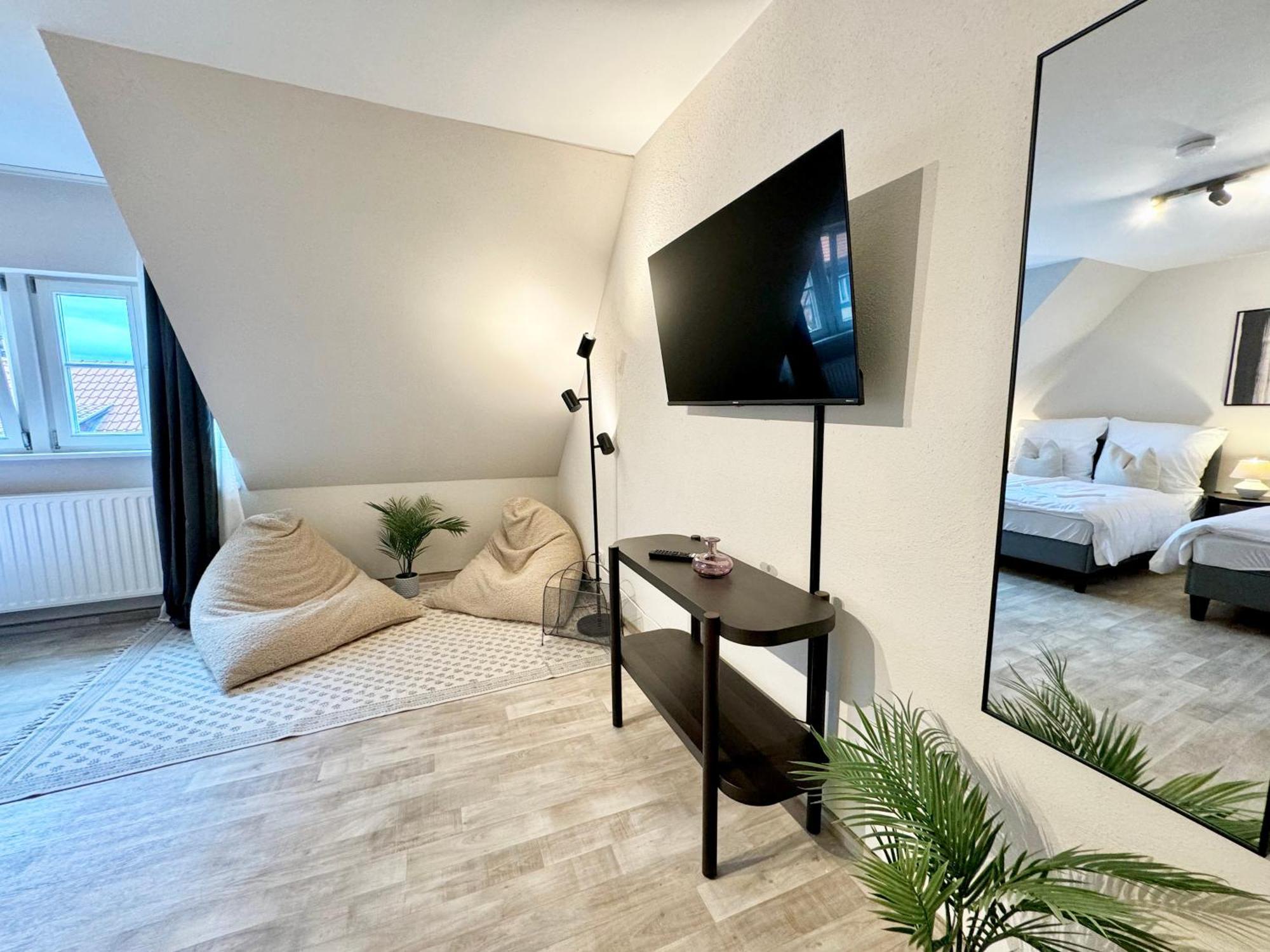 Gina Stay - Apartmenthaus Im Zentrum Von 크베들린부르크 외부 사진