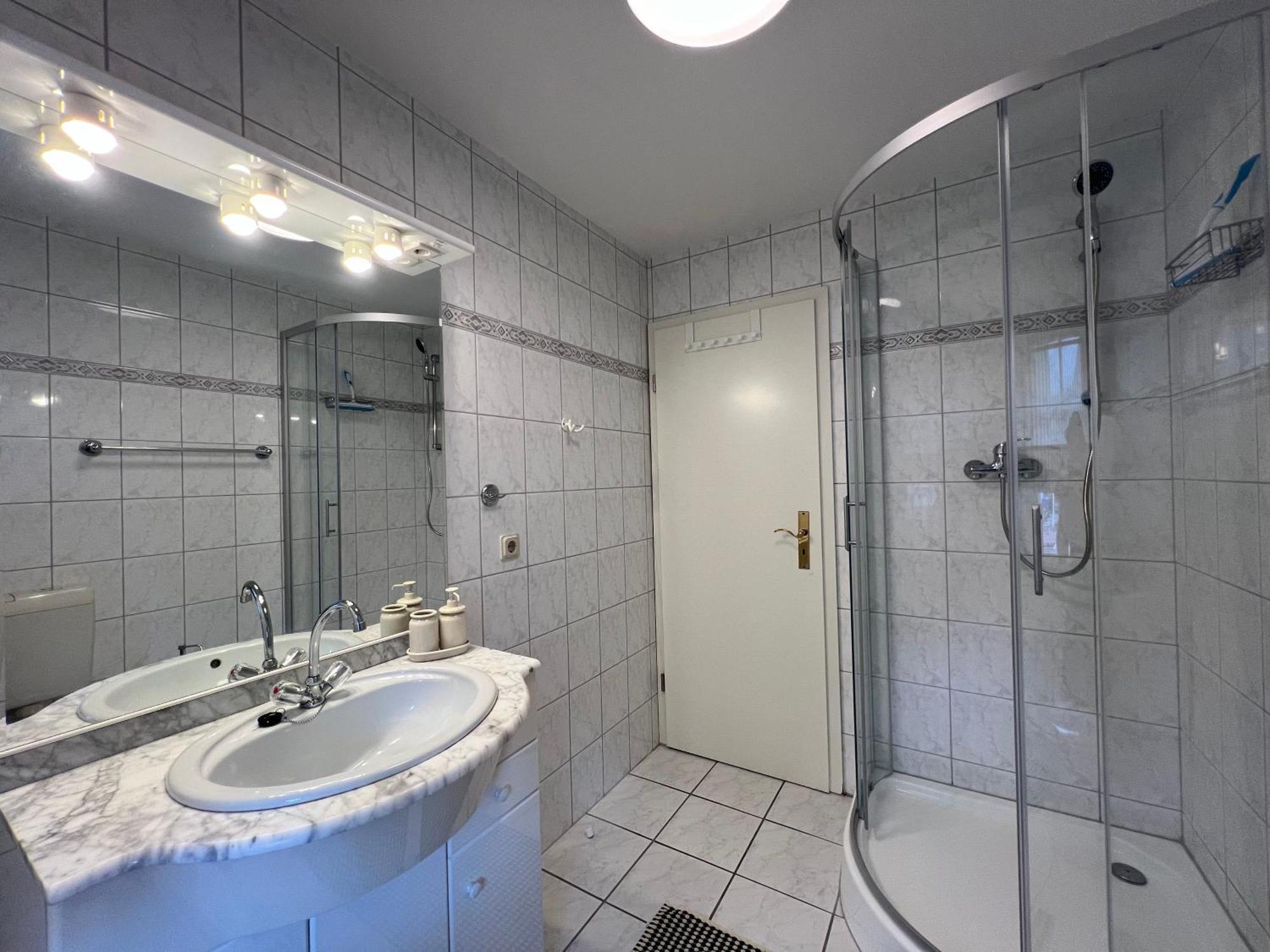 Gina Stay - Apartmenthaus Im Zentrum Von 크베들린부르크 외부 사진