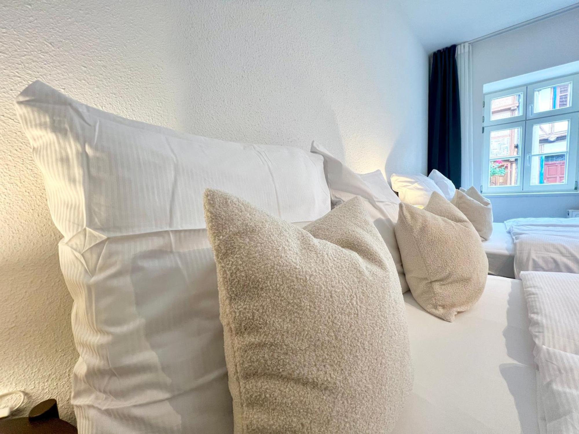 Gina Stay - Apartmenthaus Im Zentrum Von 크베들린부르크 외부 사진
