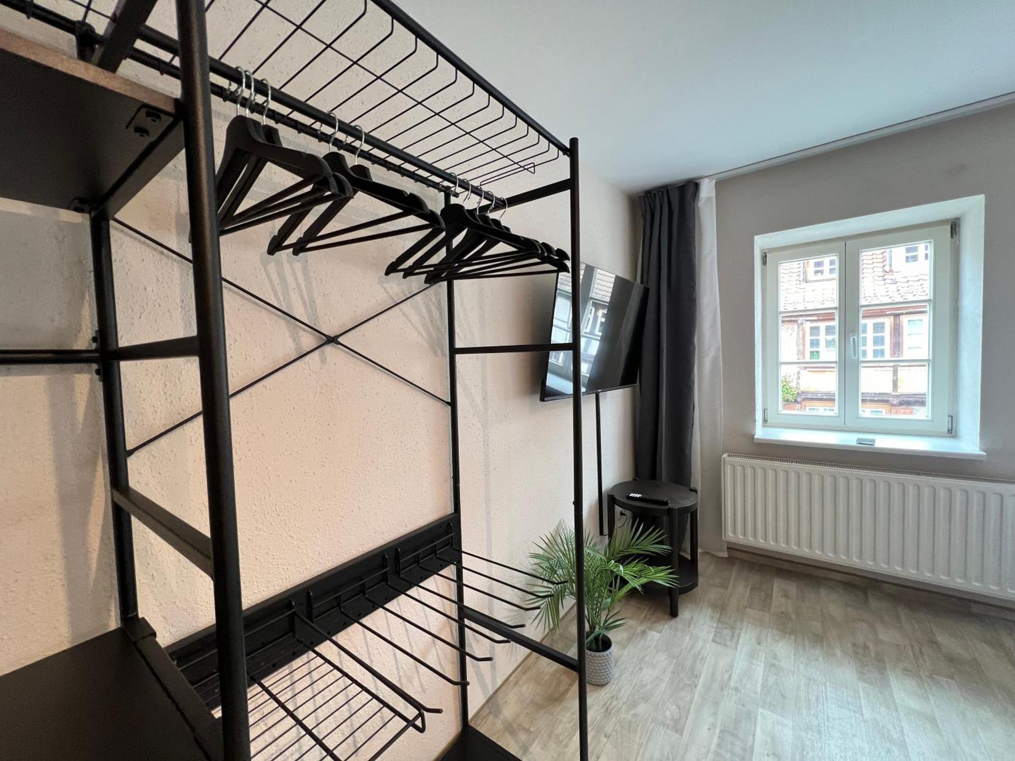 Gina Stay - Apartmenthaus Im Zentrum Von 크베들린부르크 외부 사진